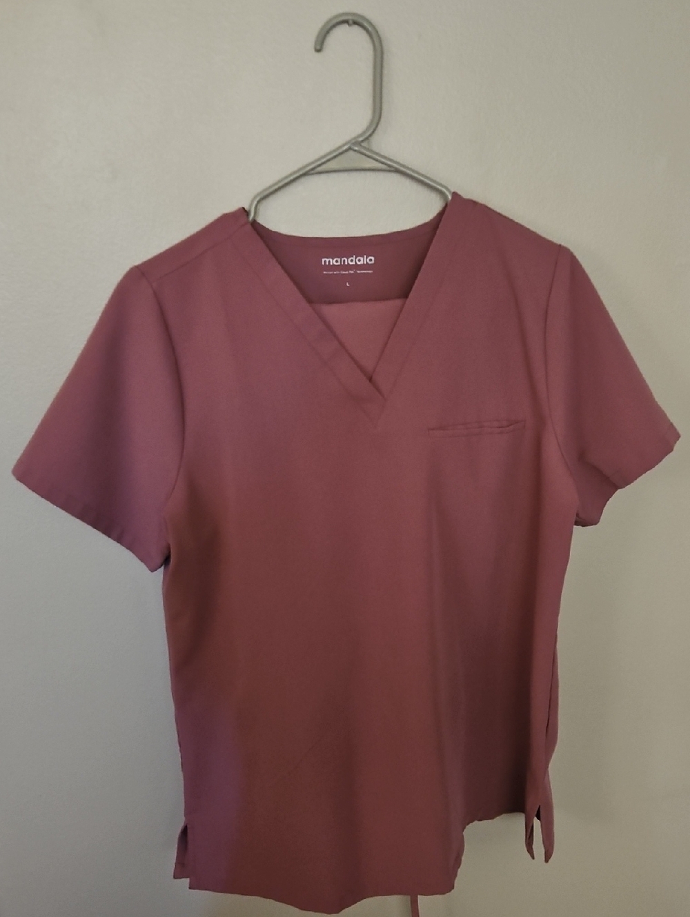 Mandala Women's V-Neck Top And Jogger Pant in Mauve